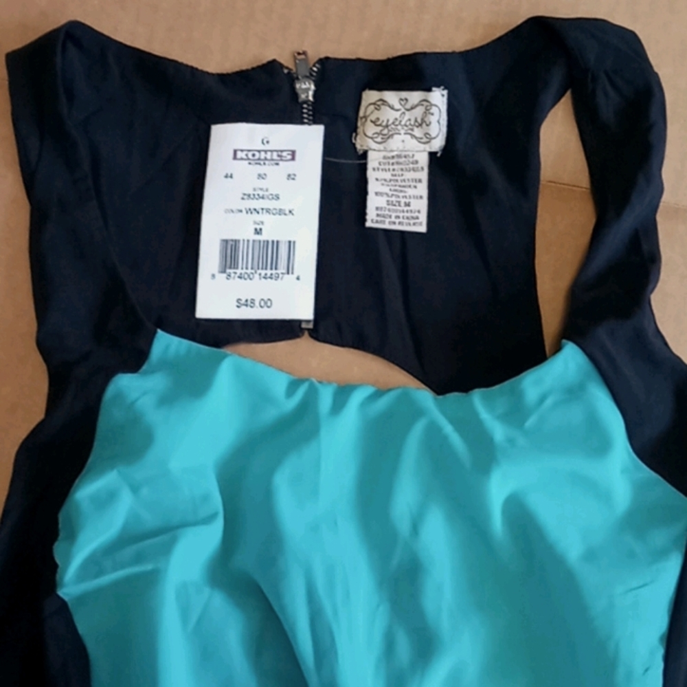 Colorblock Dress - Picture 2 of 3